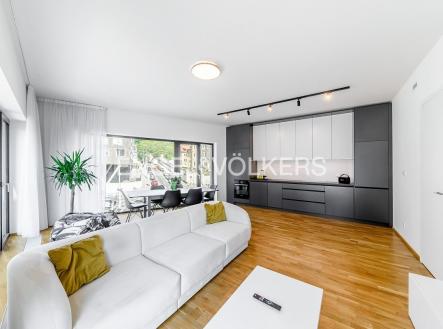 Pronájem bytu, 2+kk, 64 m²