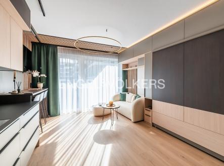 Pronájem bytu, 1+kk, 37 m²