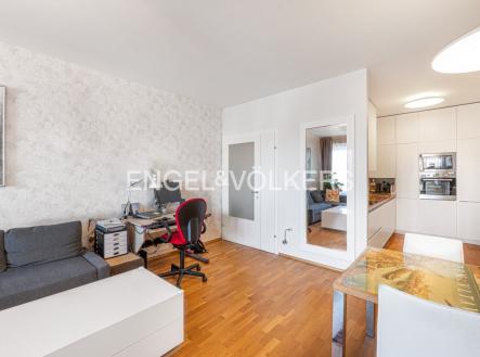 Pronájem bytu, 2+kk, 69 m²