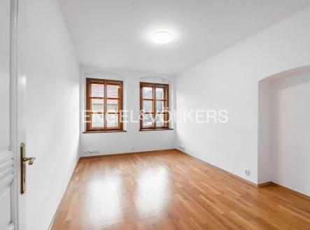Pronájem bytu, 4+1, 92 m²