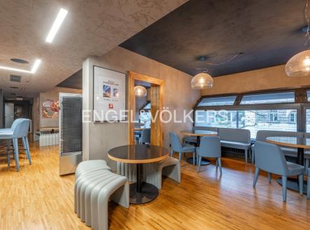 Pronájem komerčního objektu, jiný, 213 m²