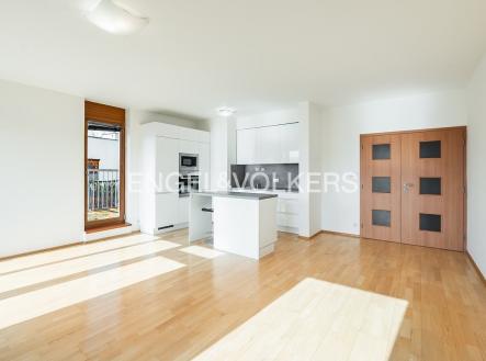 Pronájem bytu, 3+kk, 79 m²