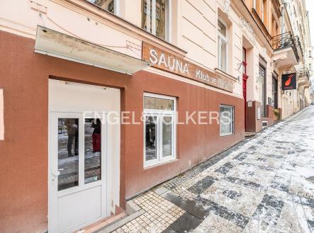 Pronájem obchodní prostor, 181 m²