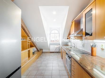 Pronájem bytu, 3+1, 120 m²