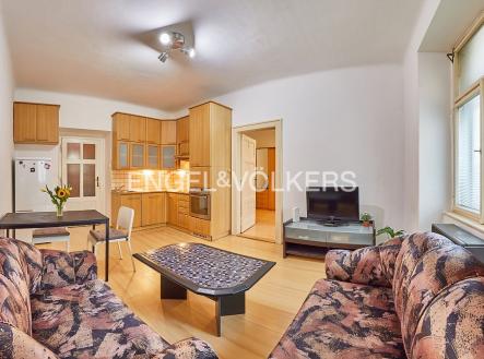 Pronájem bytu, 2+kk, 44 m²