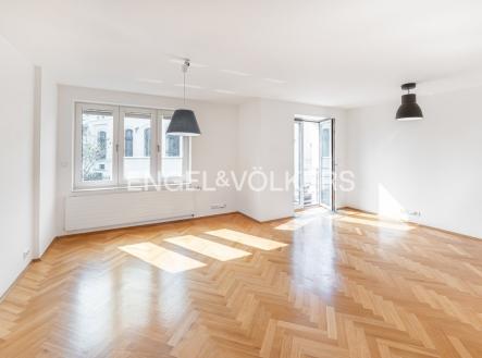 Pronájem bytu, 2+kk, 68 m²