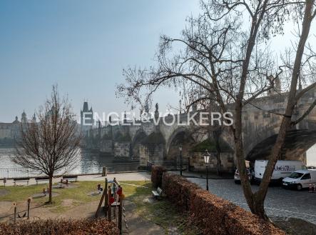 Pronájem bytu, 2+1, 98 m²