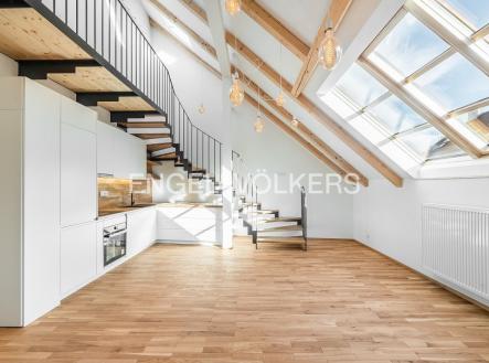 Pronájem bytu, 5+kk, 131 m²