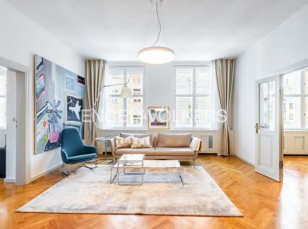 Pronájem bytu, 3+1, 142 m²