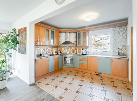 Pronájem domu/vily, 164 m²