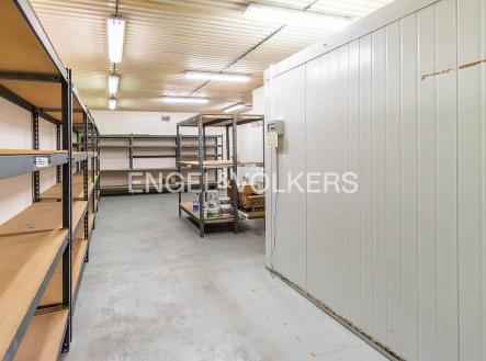 Pronájem komerčního objektu, sklad, 140 m²
