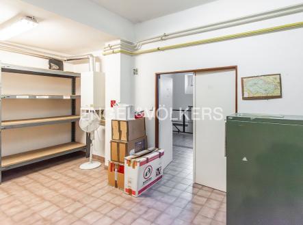 Pronájem komerčního objektu, sklad, 140 m²