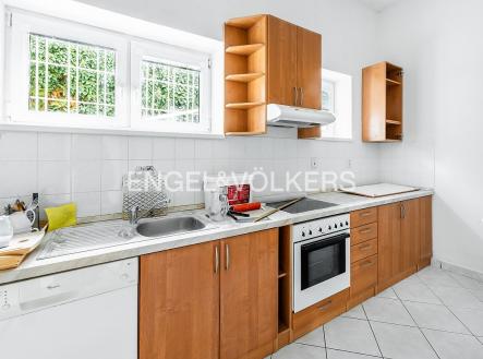 Pronájem domu/vily, 801 m²