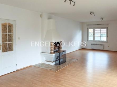 Pronájem domu/vily, 365 m²