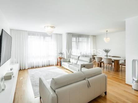 Pronájem bytu, 3+kk, 115 m²