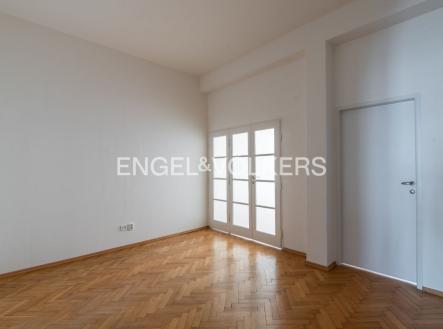 Pronájem bytu, 2+1, 85 m²