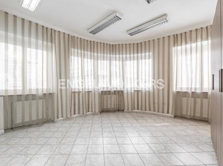 Pronájem bytu, 4+1, 165 m²