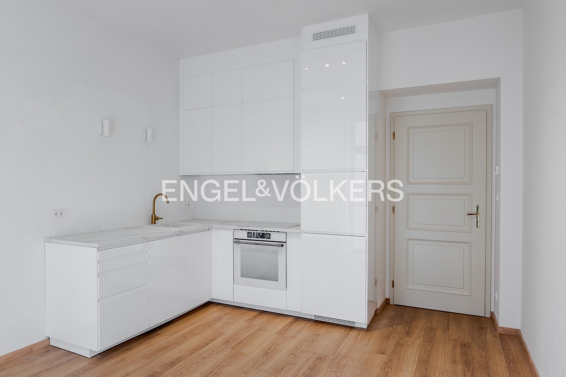 P1511996 kopie_expose