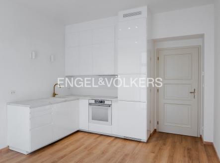 Pronájem bytu, 2+kk, 45 m²