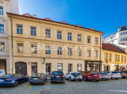 Pronájem restaurace, 474 m²