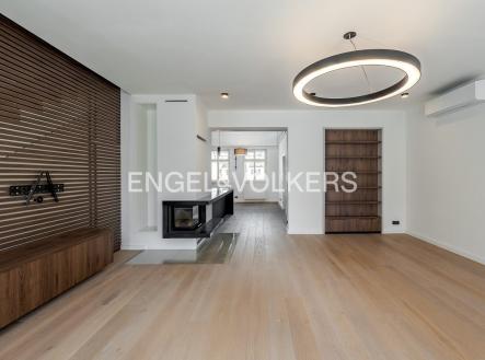 Pronájem bytu, 4+kk, 173 m²