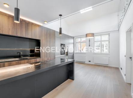 Pronájem bytu, 4+kk, 173 m²