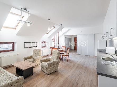 Pronájem bytu, 4+kk, 110 m²