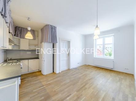 Pronájem bytu, 3+kk, 68 m²