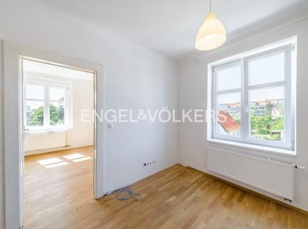 Pronájem bytu, 3+kk, 68 m²