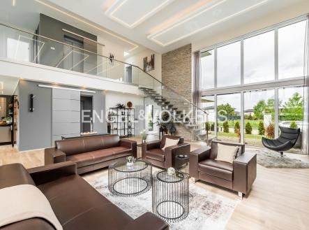 Pronájem domu/vily, 237 m²