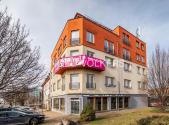 Pronájem obchodní prostory, 418 m²