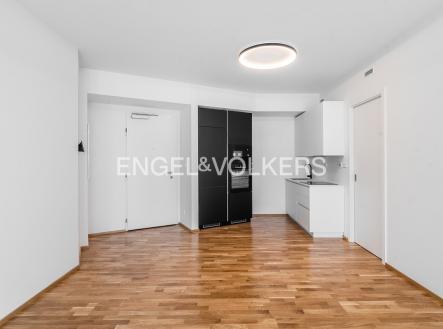 Pronájem bytu, 2+kk, 56 m²