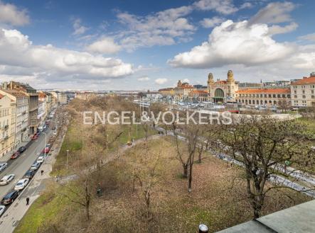 Pronájem kanceláře, 155 m²