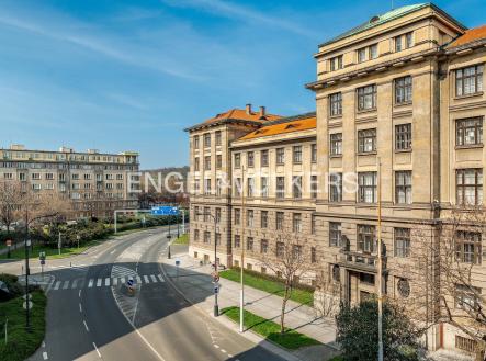 Pronájem bytu, 2+kk, 82 m²