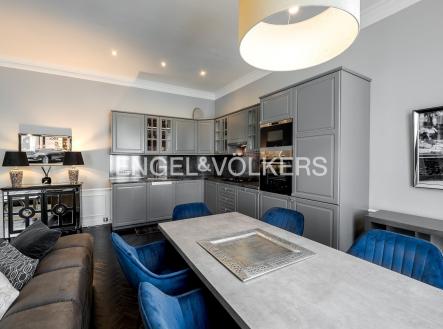 Pronájem bytu, 2+kk, 82 m²