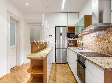 Pronájem bytu, 3+kk, 94 m²