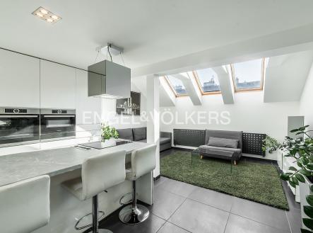 Prodej bytu, 2+kk, 57 m²