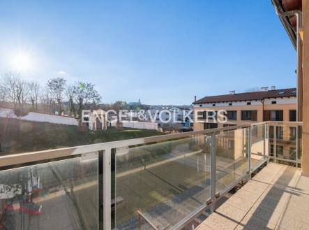 Pronájem bytu, 6+kk, 324 m²