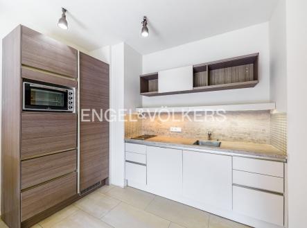 Pronájem bytu, 1+kk, 37 m²