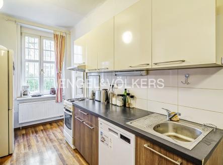 Pronájem bytu, 4+kk, 98 m²