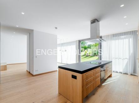 Pronájem bytu, 4+kk, 137 m²