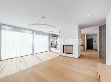 Pronájem bytu, 4+kk, 137 m²