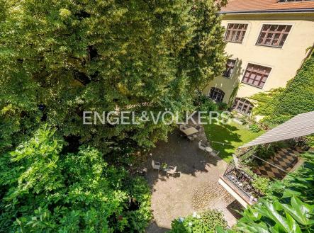 Pronájem bytu, 2+kk, 110 m²