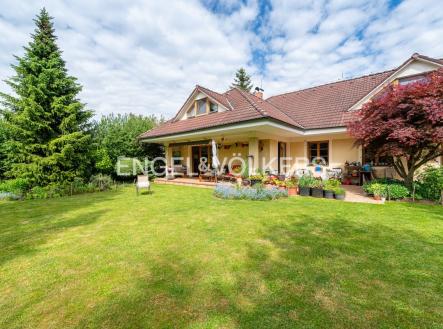 Pronájem domu/vily, 340 m²