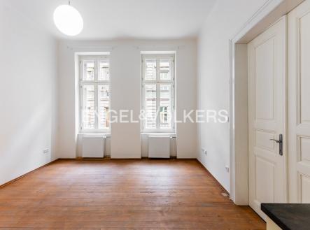 Pronájem bytu, 2+kk, 43 m²