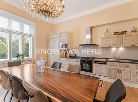 Pronájem bytu, 3+1, 102 m²