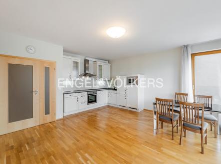 Prodej bytu, 3+kk, 79 m²