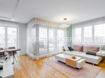 Pronájem bytu, 2+kk, 63 m²