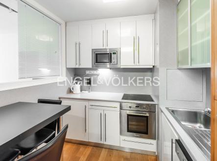 Pronájem bytu, 2+kk, 49 m²