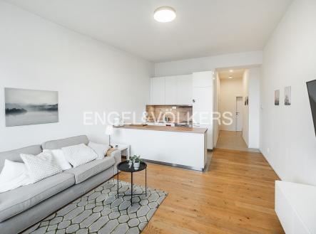 Pronájem bytu, 2+kk, 60 m²